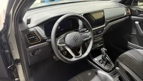 VOLKSWAGEN-T-CROSS-2025