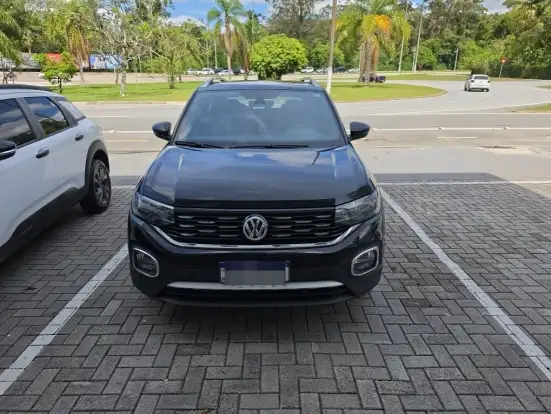 VOLKSWAGEN-T-CROSS-2021