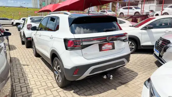 VOLKSWAGEN-T-CROSS-2025