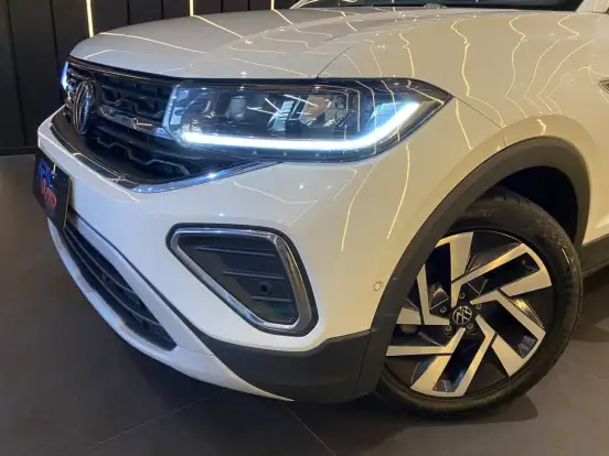 VOLKSWAGEN-T-CROSS-2024