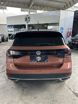 VOLKSWAGEN-T-CROSS-1.4 250 TSI TOTAL FLEX HIGHLINE AUTOMÁTICO VOLKSWAGEN-T-CROSS-2019
