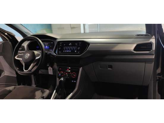 VOLKSWAGEN-T-CROSS-2023