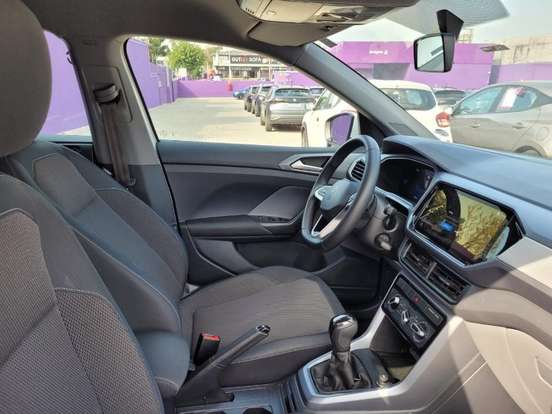 VOLKSWAGEN-T-CROSS-1.0 200 TSI TOTAL FLEX AUTOMÁTICO VOLKSWAGEN-T-CROSS-2023