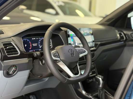 VOLKSWAGEN-T-CROSS-2025