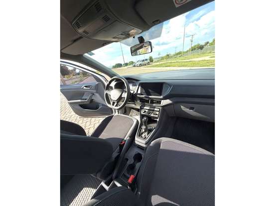 VOLKSWAGEN-T-CROSS-2021