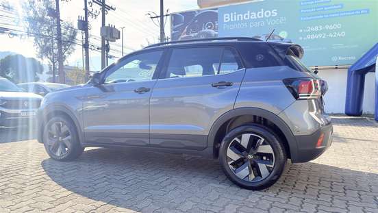 VOLKSWAGEN-T-CROSS-2025
