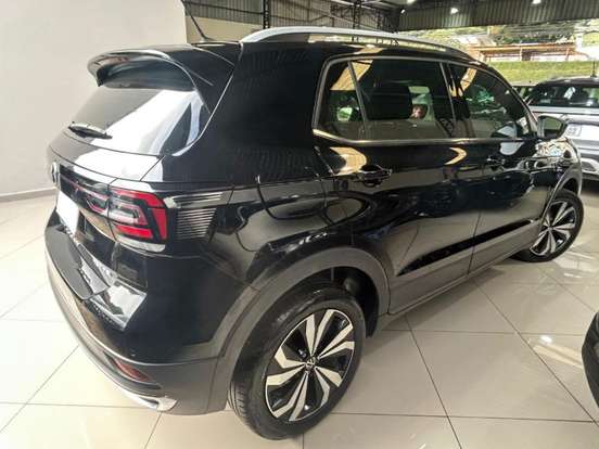VOLKSWAGEN-T-CROSS-2022