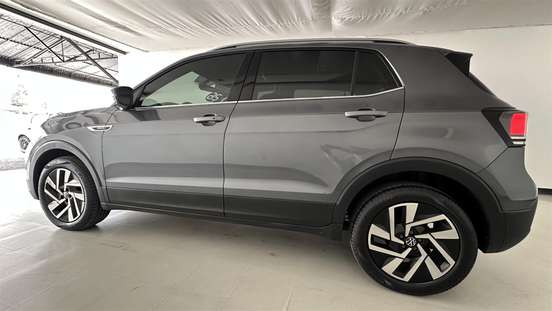 VOLKSWAGEN-T-CROSS-2025
