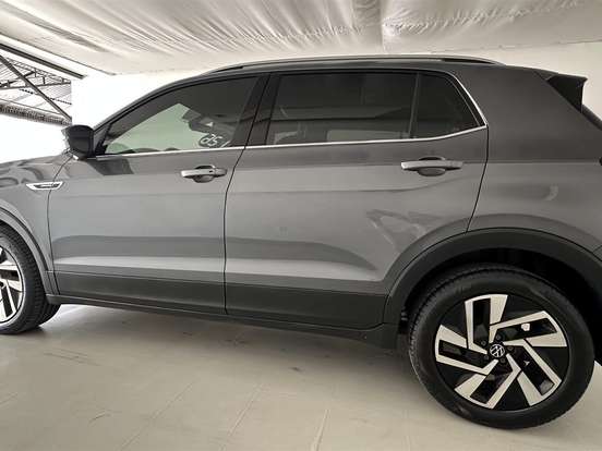 VOLKSWAGEN-T-CROSS-1.4 250 TSI TOTAL FLEX HIGHLINE AUTOMÁTICO VOLKSWAGEN-T-CROSS-2025