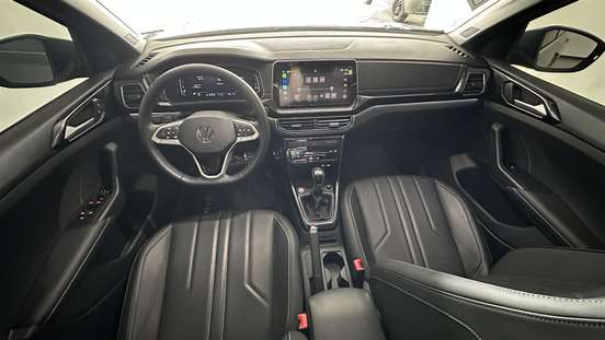 VOLKSWAGEN-T-CROSS-1.4 250 TSI TOTAL FLEX HIGHLINE AUTOMÁTICO VOLKSWAGEN-T-CROSS-2025