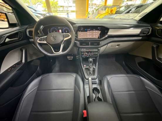 VOLKSWAGEN-T-CROSS-2022