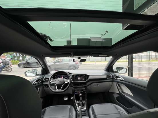 VOLKSWAGEN-T-CROSS-1.4 250 TSI TOTAL FLEX HIGHLINE AUTOMÁTICO VOLKSWAGEN-T-CROSS-2023