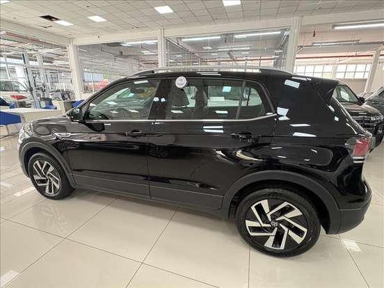 VOLKSWAGEN-T-CROSS-2024