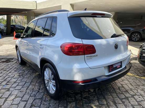 VOLKSWAGEN-TIGUAN-2016