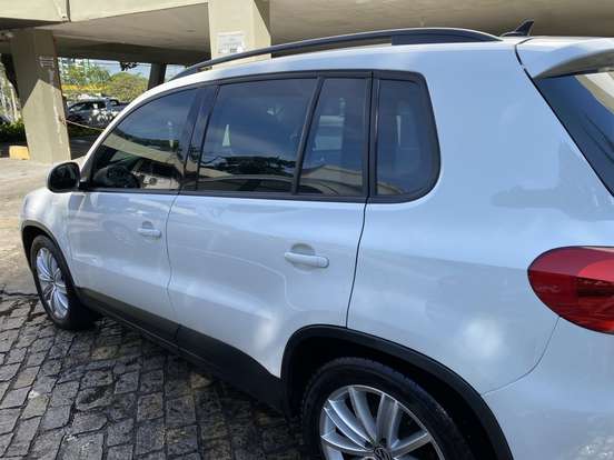 VOLKSWAGEN-TIGUAN-1.4 TSI 16V TURBO GASOLINA 4P DSG VOLKSWAGEN-TIGUAN-2016