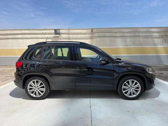 VOLKSWAGEN-TIGUAN-1.4 TSI 16V TURBO GASOLINA 4P DSG VOLKSWAGEN-TIGUAN-2017