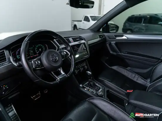 VOLKSWAGEN-TIGUAN-2019