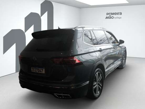VOLKSWAGEN-TIGUAN-2024