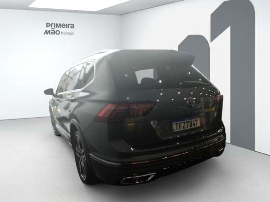 VOLKSWAGEN-TIGUAN-2.0 300 TSI GASOLINA ALLSPACE R-LINE AUTOMÁTICO VOLKSWAGEN-TIGUAN-2024