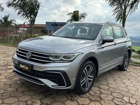 VOLKSWAGEN TIGUAN 2.0 300 TSI GASOLINA ALLSPACE R-LINE AUTOMÁTICO