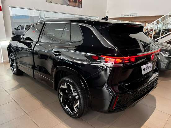 VOLKSWAGEN-TIGUAN-2026