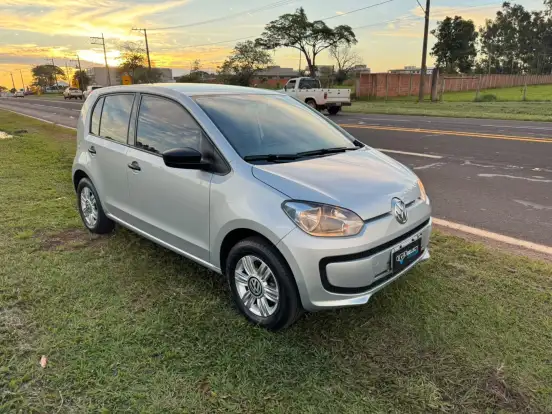 VOLKSWAGEN-UP-2016
