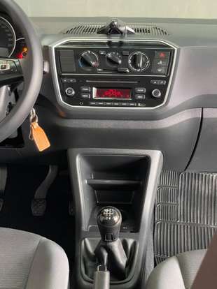 VOLKSWAGEN-UP-2019