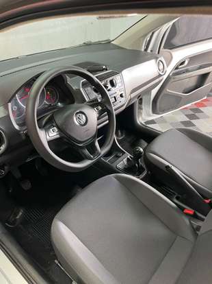 VOLKSWAGEN-UP-2019