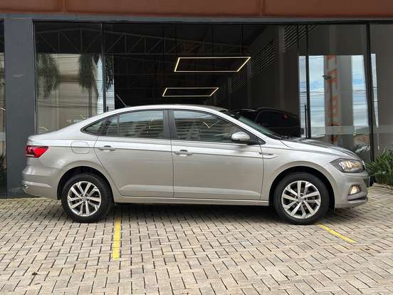 VOLKSWAGEN-VIRTUS-1.0 200 TSI HIGHLINE AUTOMÁTICO VOLKSWAGEN-VIRTUS-2018