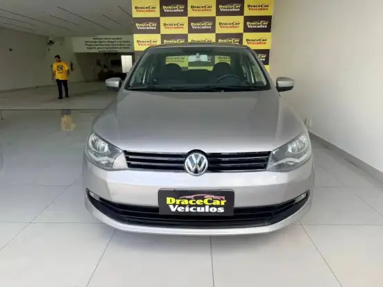 VOLKSWAGEN-VOYAGE-2014