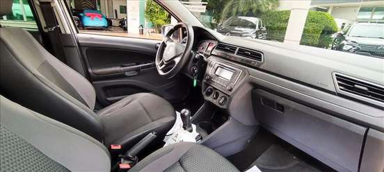 VOLKSWAGEN-VOYAGE-2023