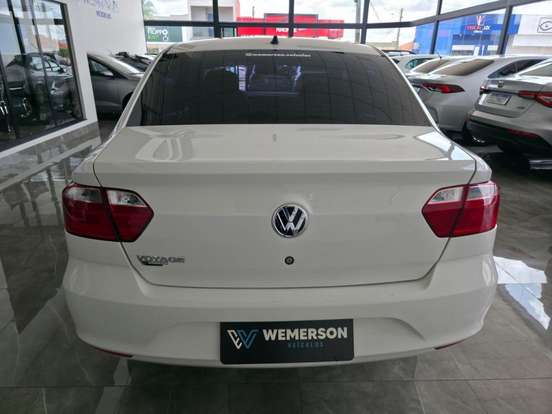 VOLKSWAGEN-VOYAGE-2022