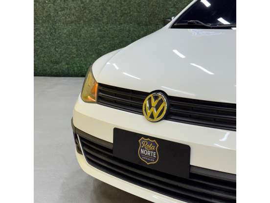VOLKSWAGEN-VOYAGE-2017