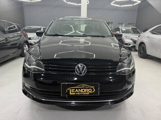VOLKSWAGEN VOYAGE 1.6 MI 8V FLEX 4P MANUAL