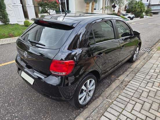 VOLKSWAGEN-GOL-1.6 MI 8V FLEX 4P AUTOMATIZADO G.VI VOLKSWAGEN-GOL-2013