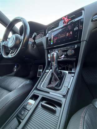 VOLKSWAGEN-GOLF-2013