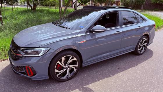 VOLKSWAGEN JETTA 2.0 350 TSI GASOLINA GLI DSG