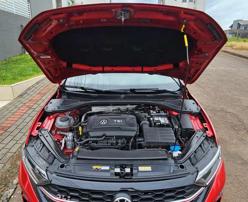 VOLKSWAGEN-JETTA-2024
