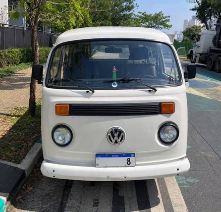 Volkswagen Kombi 1.6 STD 8V Gasolina 3P Manual