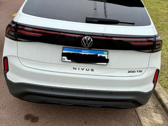 VOLKSWAGEN-NIVUS-1.0 200 TSI TOTAL FLEX HIGHLINE AUTOMÁTICO VOLKSWAGEN-NIVUS-2025