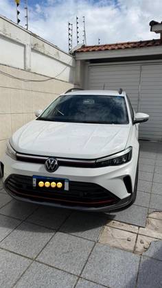 VOLKSWAGEN NIVUS 1.0 200 TSI TOTAL FLEX SENSE AUTOMÁTICO