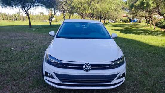 VOLKSWAGEN-POLO-2018