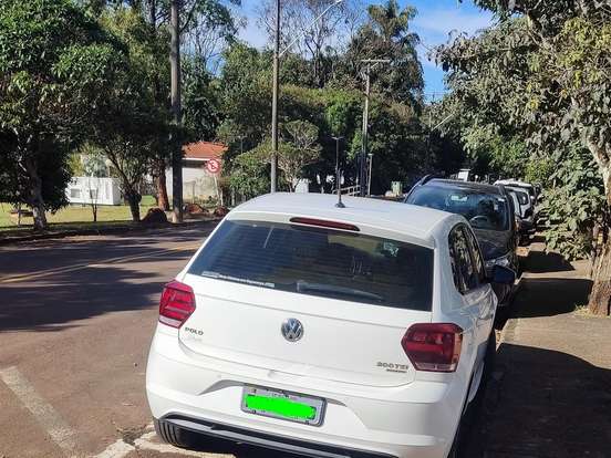 VOLKSWAGEN-POLO-1.0 200 TSI COMFORTLINE AUTOMÁTICO VOLKSWAGEN-POLO-2018