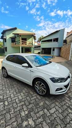 VOLKSWAGEN-POLO-2018
