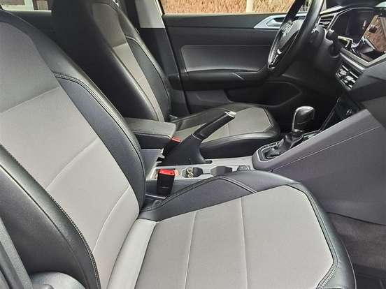 VOLKSWAGEN-POLO-1.0 200 TSI HIGHLINE AUTOMÁTICO VOLKSWAGEN-POLO-2018