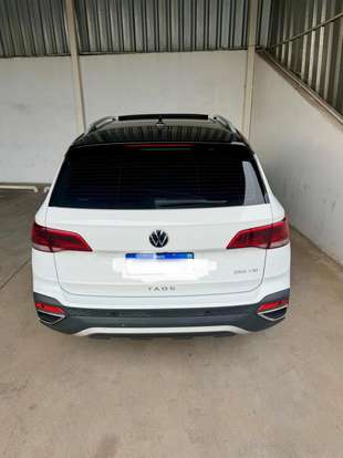 VOLKSWAGEN-TAOS-2024