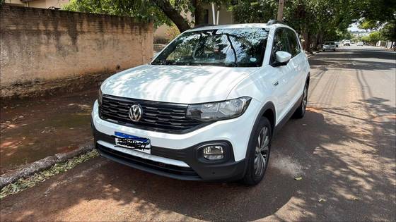 VOLKSWAGEN T-CROSS 1.0 200 TSI TOTAL FLEX COMFORTLINE AUTOMÁTICO