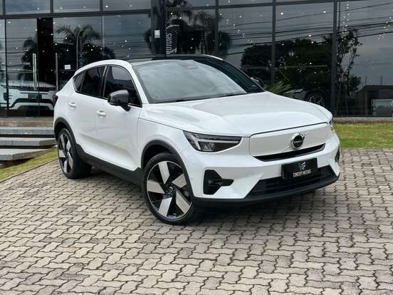 VOLVO-C40-2022