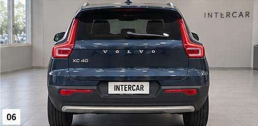VOLVO-XC40-2021