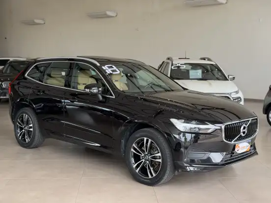 VOLVO-XC60-2.0 T5 GASOLINA MOMENTUM AWD GEARTRONIC VOLVO-XC60-2017